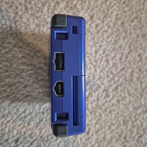 Gameboy Advance SP - Picture 4 of 7